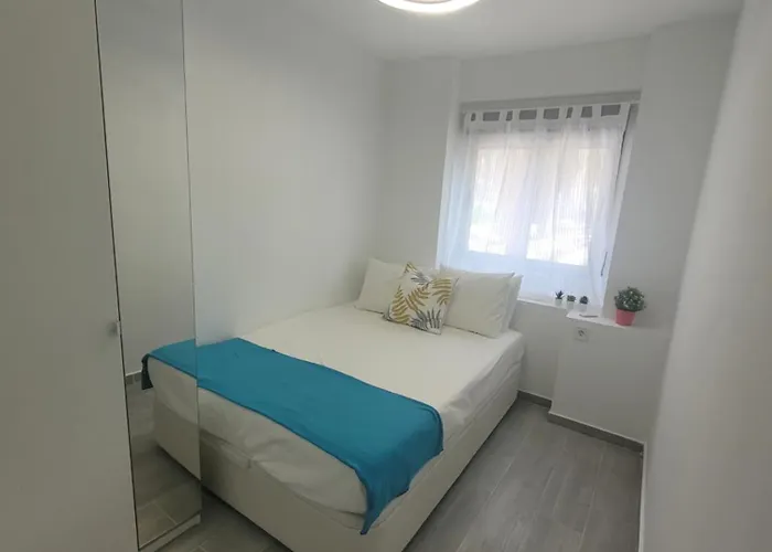 Lejlighed New And Bright 2-bedroom In Canamelar *