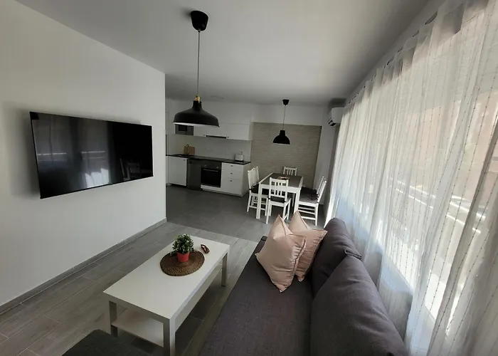 Lejlighed New And Bright 2-bedroom In Canamelar Valencia